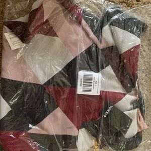 Torrid size 2 Sophie Burgundy Geo cami